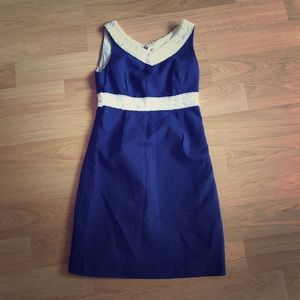 EUC Navy Lilly Pulitzer shift dress size 2